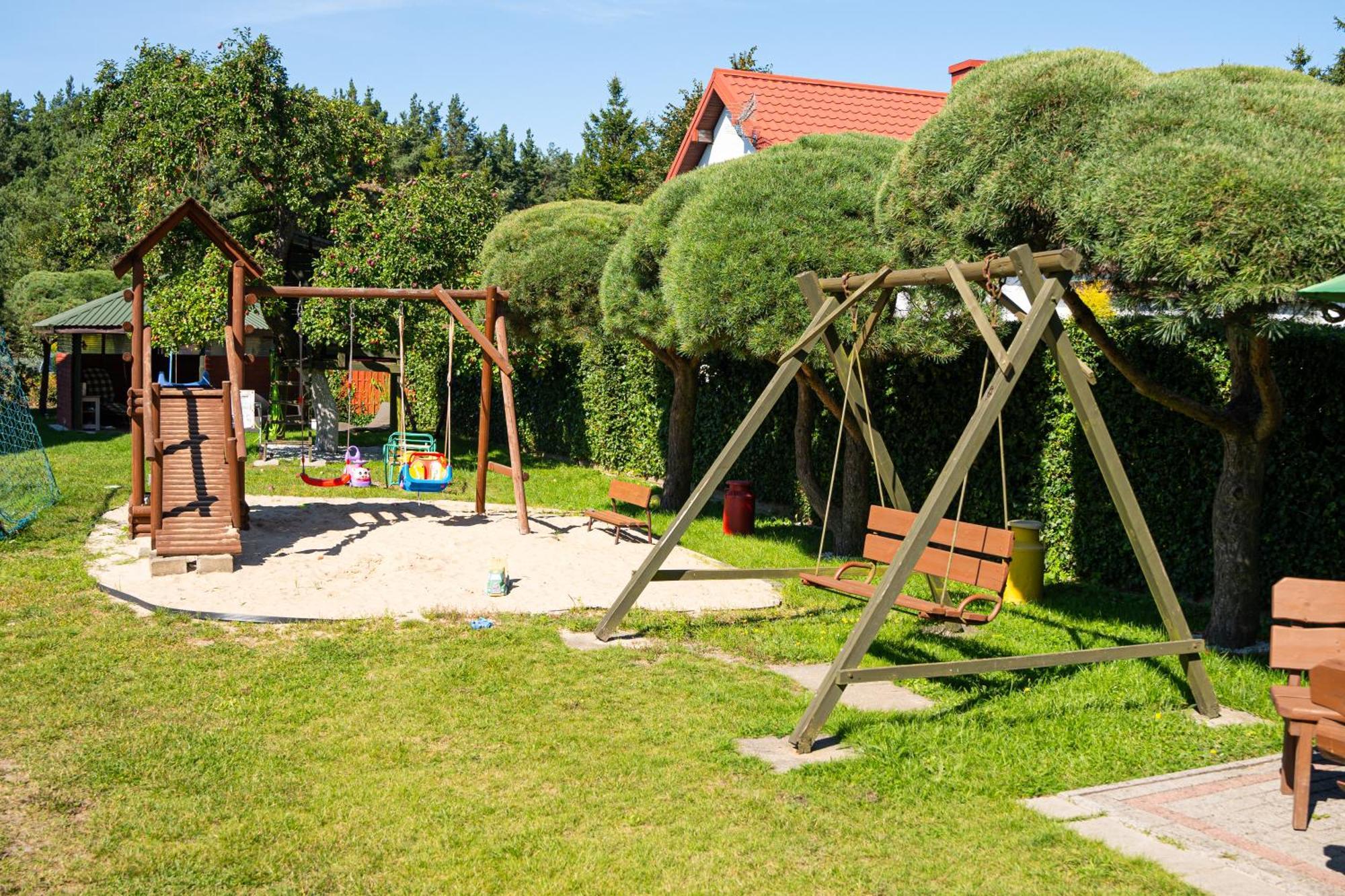 Agrokwatera Stary Dab Czarny Mlyn Exteriér fotografie